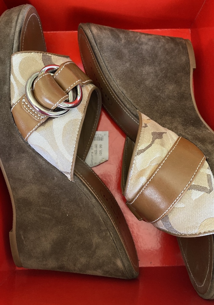 Coach women's wedges EUC